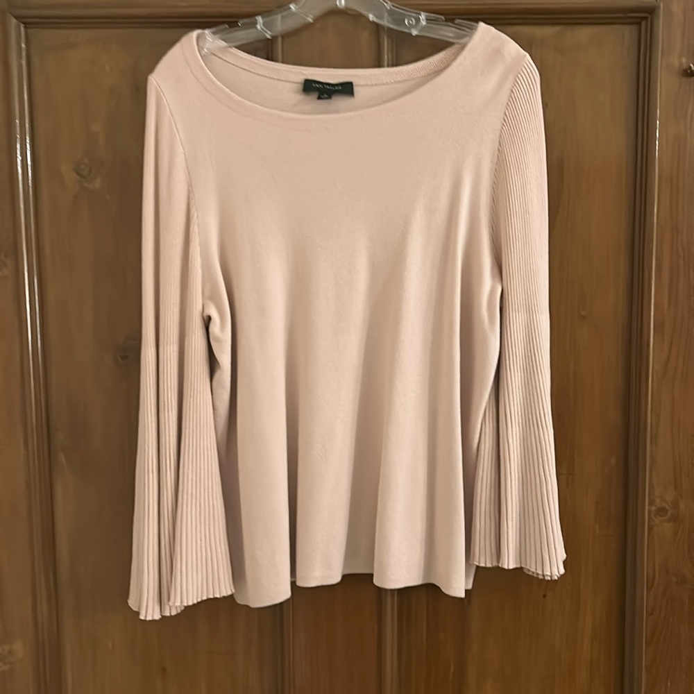 XL Ann Taylor sweater with trumpet sleeves